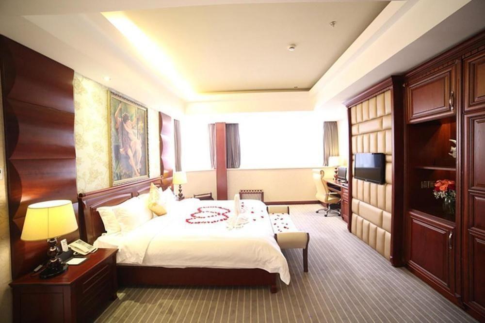 Days Inn Hotspring Сямън Екстериор снимка