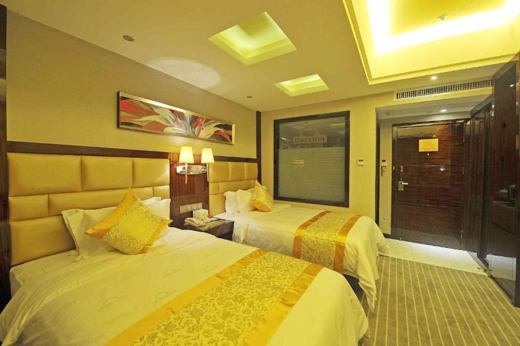 Days Inn Hotspring Сямън Екстериор снимка
