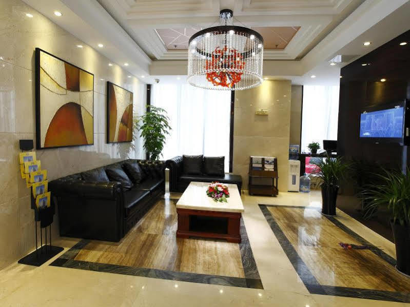 Days Inn Hotspring Сямън Екстериор снимка